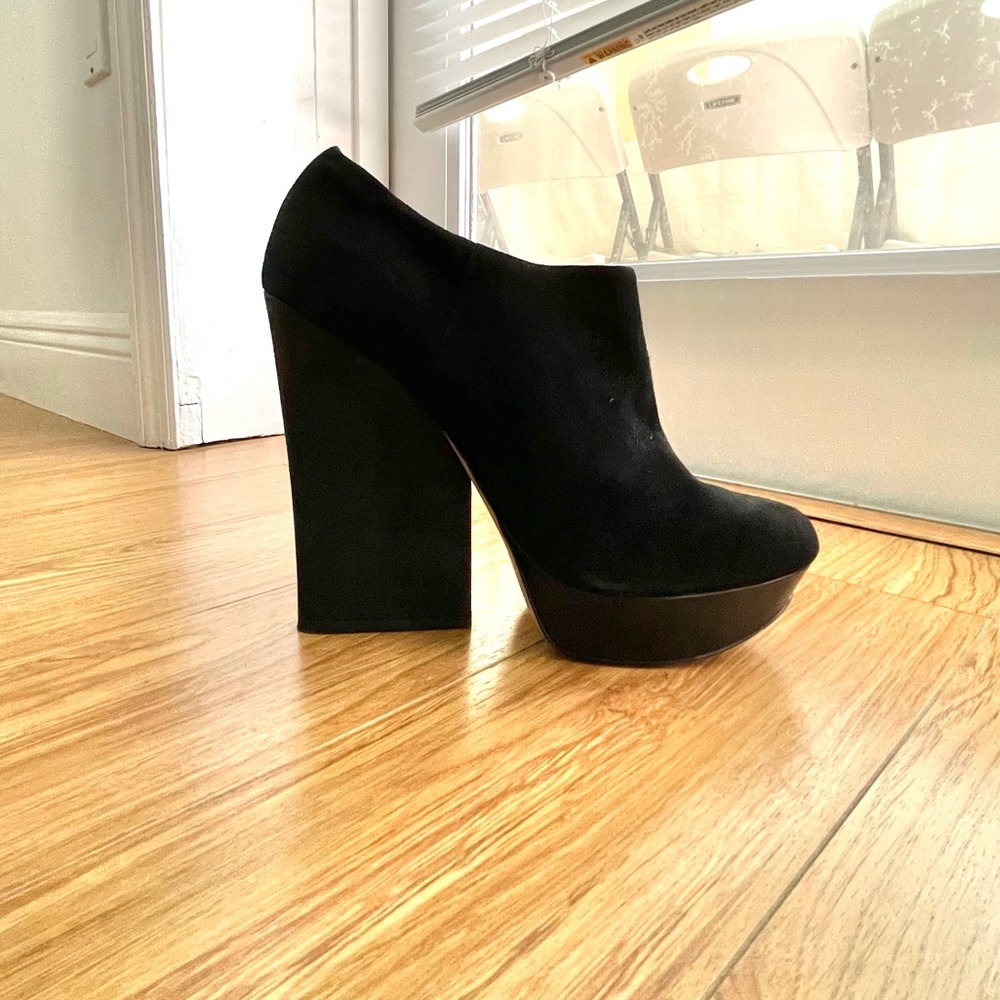 Ankle boots